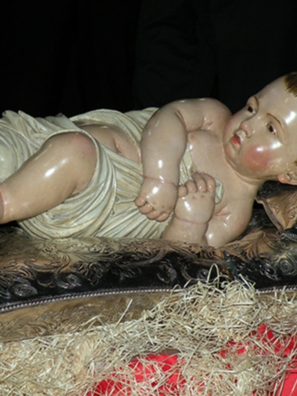 Sevilla. La imagen del Niño Jesús fue entronizado en la carroza del nacimiento de la cabalgata de Reyes Magos de Sevilla