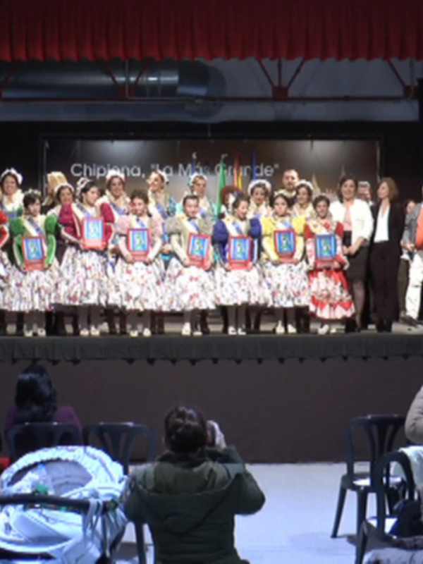 Arranca oficialmente el Carnaval de Chipiona de 2016 con un concurrido acto de presentación 