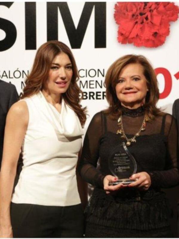 PREMIO AROMAS CREA, A PILAR VERA POR SU AMPLIA TRAYECTORIA PROFESIONAL.