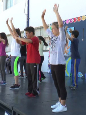 El colegio Maestro Manuel Aparcero celebra una olimpiada que promueve valores que hacer un mundo mejor  