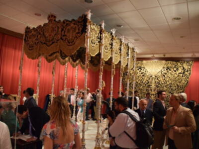 De las Cinco Llagas a la Esperanza de la Trinidad