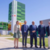 El Consejero de Economía, Antonio Ramírez de Arellano, visita la fábrica de HEINEKEN en Sevilla.