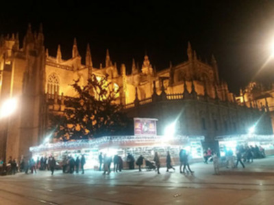 Instalado el Mercadillo de Navidad