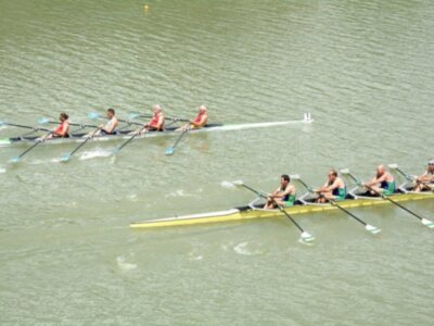 La cuarta regata de la Copa de Andalucía y el regional de veteranos de remo, en la dársena del Guadalquivir