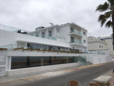 Inaugurado el Hotel Agaró con el que Chipiona contará con un cuatro estrellas y en pleno paseo Costa de la Luz