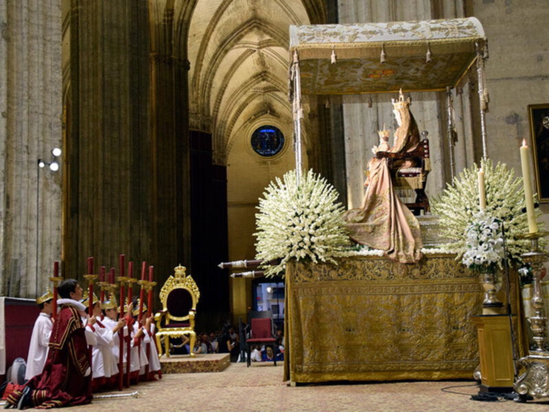 La Virgen de los Reyes en su procesión como Patrona de Sevilla y su Diócesis.