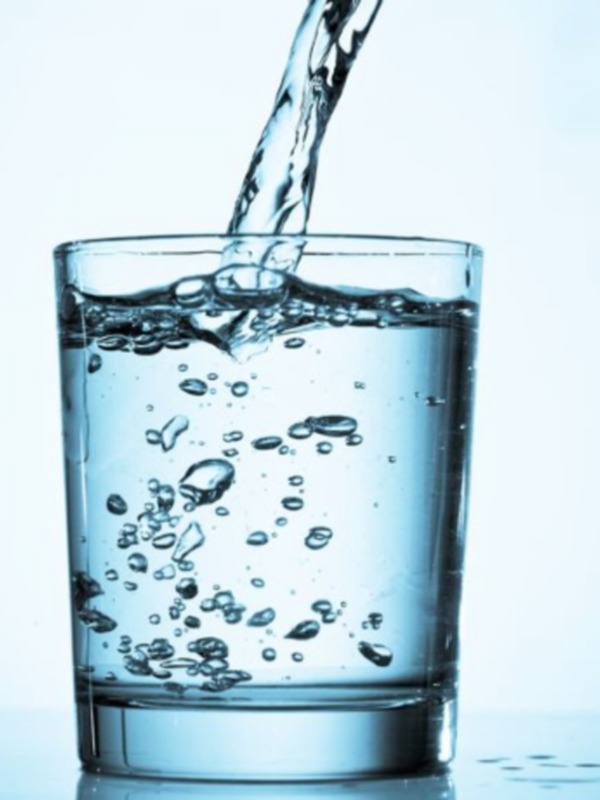 El PP no consigue subir el precio del agua en Chipiona.