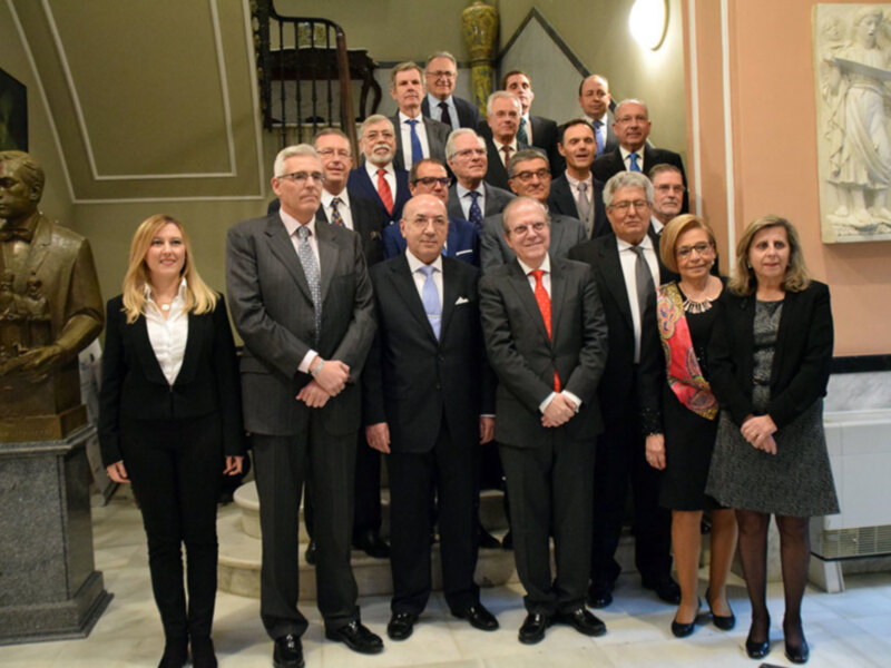 El Dr. Alberto Máximo  Pérez Calero y su junta directiva tomo posesión en el Ateneo.