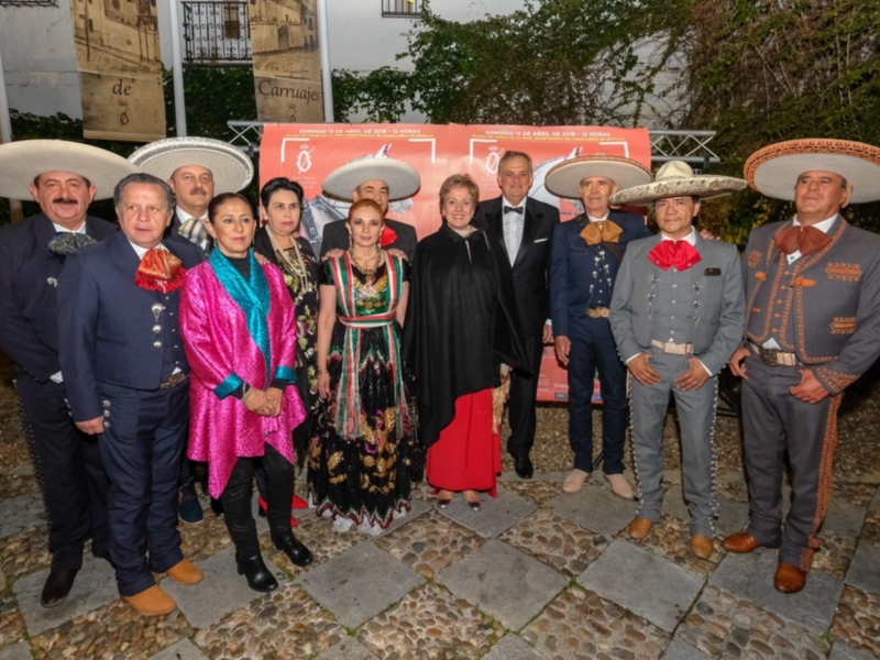El RCEA entrega los Collerones de Bronce en la Cena de Gala de la XXXIII Exhibición de Enganches