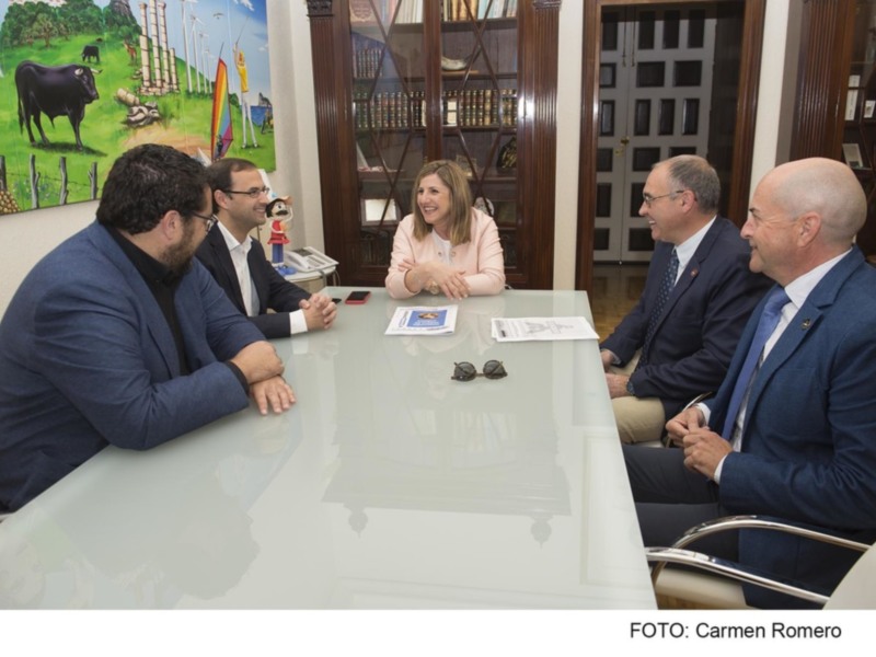 Diputación y Ayuntamiento de Sanlúcar estudian con  Puerta de América acciones culturales para el V centenario de la primera vuelta al mundo