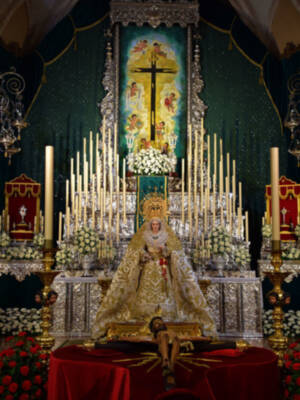 Solemne Besa-pies en honor al Stmo. Cristo de la Vera-cruz y Besamanos a su madre Bendita de las Angustias