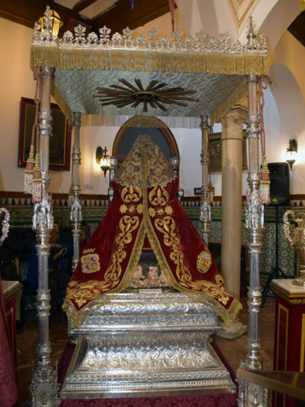 La Historia de la Hermandad de la Virgen del Valme en el Círculo Mercantil de Sevilla.