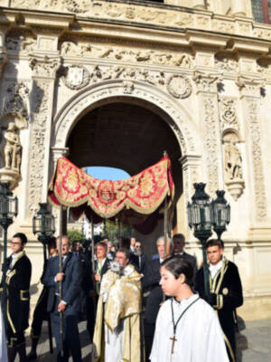 El Lignum Crucis es una reliquia del cristiano que se refiere al madero usado por los romanos para crucificar a Jesús de Nazaret.
