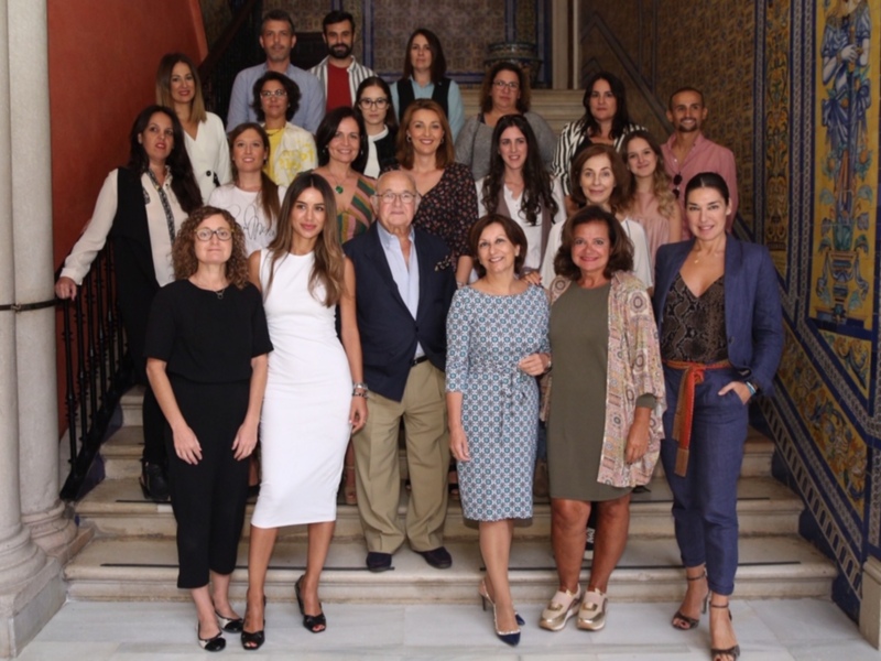 Nuevos emprendedores de Moda Flamenca participarán en el Programa Emprende Lunares con SIMOF