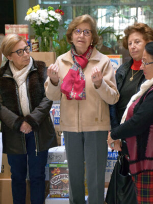 Una Tonelada de Alimentos del Ateneo para el Proyecto Fraternita, comedor Social del Pumarejo y Economato Social Mª  Auxiliadora.