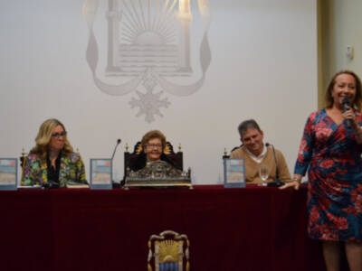 Presentación del libro de relatos 'LA MAR DE MITOS' del que son autores los miembros de la Tertulia Literaria La Literata. I