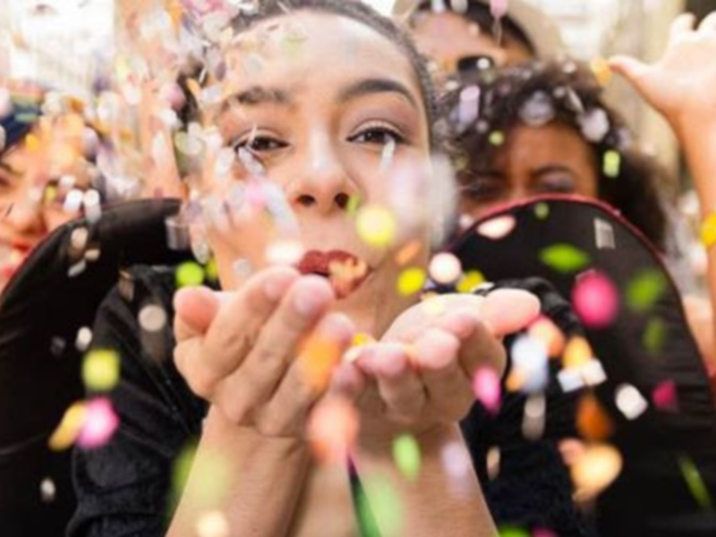 La guía definitiva para entender los Carnavales de Cádiz (como un local)