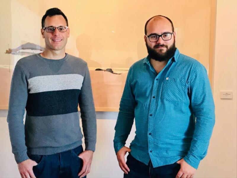Cultura ofrece una muestra de Eduardo Query que acerca a su investigación sobre la aproximación del collage al campo pictórico