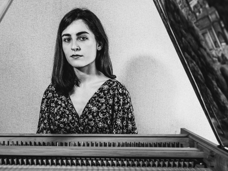 La clavecinista Irene González Roldán, ganadora de la V Beca de estudios para la especialización en música antigua AAOBS-FEMÀS 2020