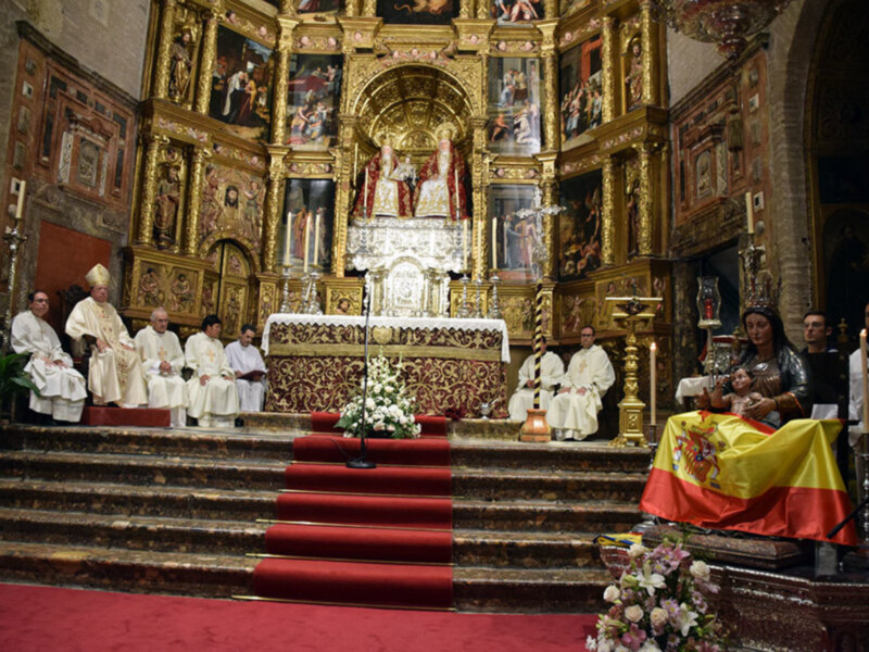 Actos en la Parroquia de Santa Ana con motivo del V centenario de la Vuelta Al mundo en Sevilla.