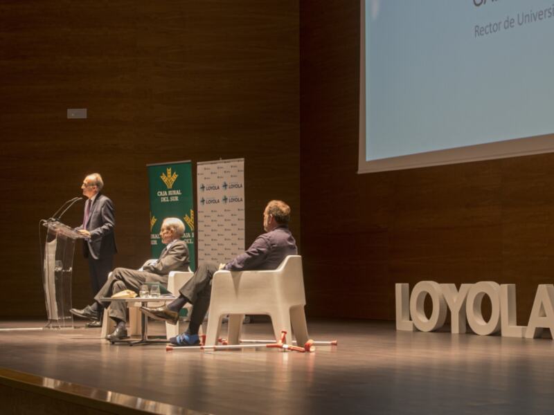 Antonio Garrigues Walker apuesta por ampliar el    papel de la empresa en la sociedad