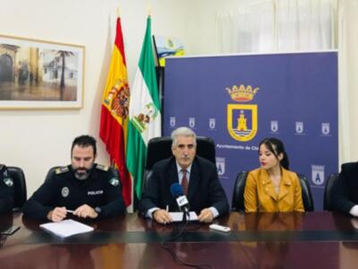 Presentado el servicio ‘Chipiona Segura’ que mejorará la comunicación de la Policía Local con los propietarios de inmuebles