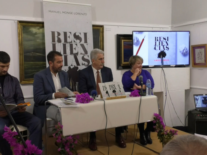 Manuel Monge presentó su segundo libro ‘Resiliencias. Del golpe al verso’ que recoge poemas escritos en diferentes momentos de su vida
