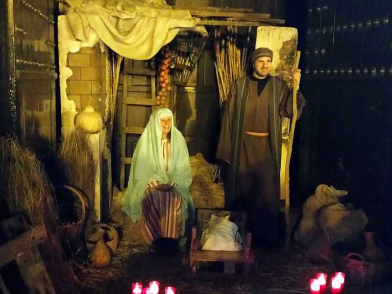La novena edición del Belén Viviente recreó seis escenas bíblicas y contó con la participación de unos 50 figurantes