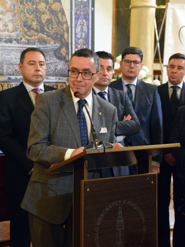 El Mercantil inauguró el Archivo de la hermandad de la Macarena Sevillana.