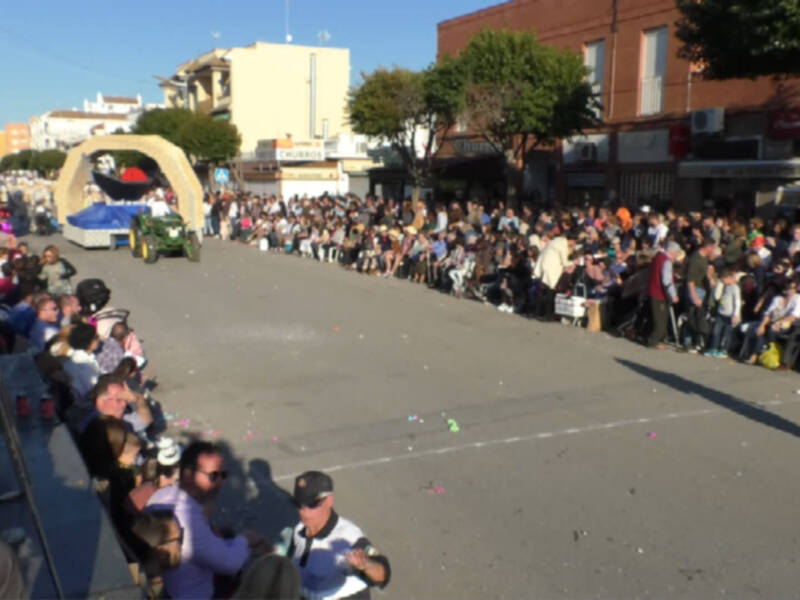 Hoy jueves se ponen a la venta en la Plaza de Abastos los tickets para las sillas de la cabalgata ampliándose el horario