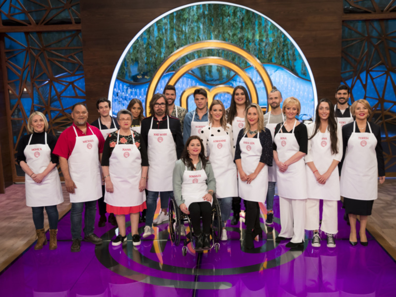 Comienza la competición en ‘MasterChef 8’ con 17 nuevos aspirantes