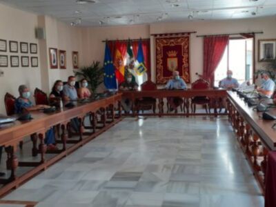 Ayuntamiento de Chipiona y asociación de propietarios trabajan en impulsar el desarrollo del sector 1 de Las Tres Piedras 