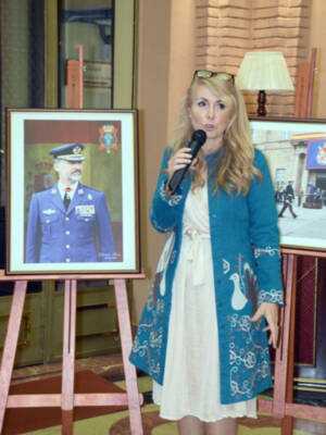 Inauguración de la exposición de SM el Rey Felipe VI en el Real Circulo de Labradores de sevilla.