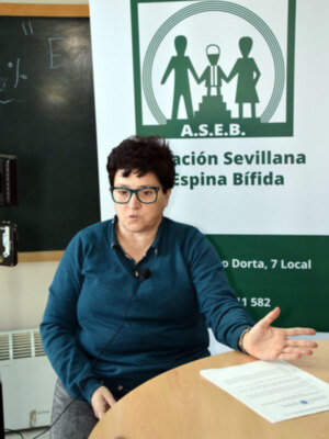 La Asociación sevillana de “Espina Bífida” firmo un convenio Cultural con el Ateneo de Triana