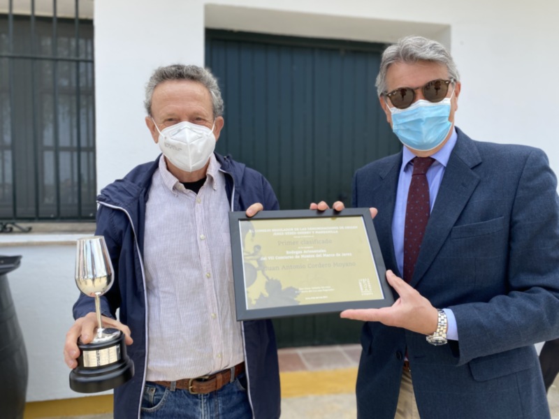 El mosto artesanal de Juan Antonio Cordero Moyano (Viña EL Redondón) y La Caridad, ganadores del Concurso de Mostos del Marco de Jerez