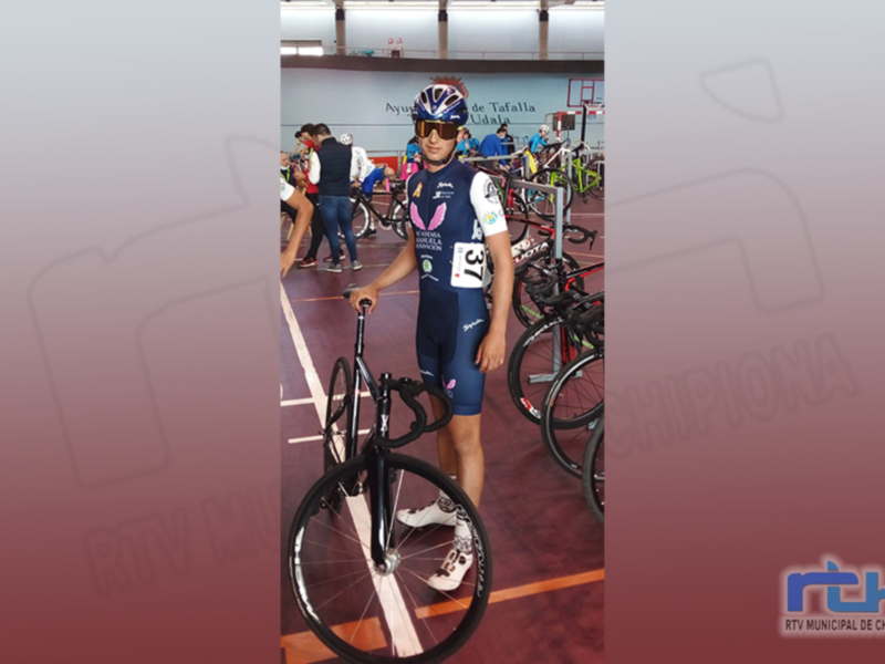 El ciclista chipionero Manuel Rodríguez se sitúa en estos momentos tercero en la general de la Liga Nacional Cadete de Ciclismo 
