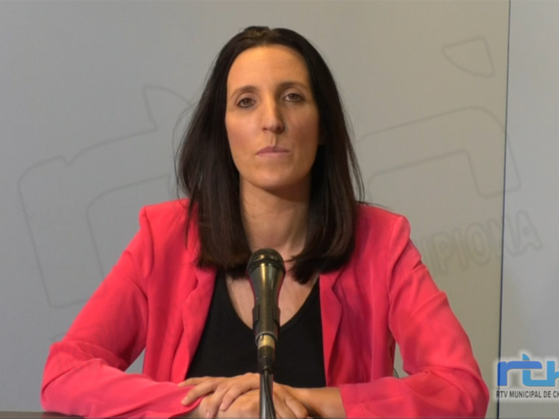Isabel Jurado anuncia que la Junta ya tiene un borrador de la norma que regularía el marisqueo deportivo 