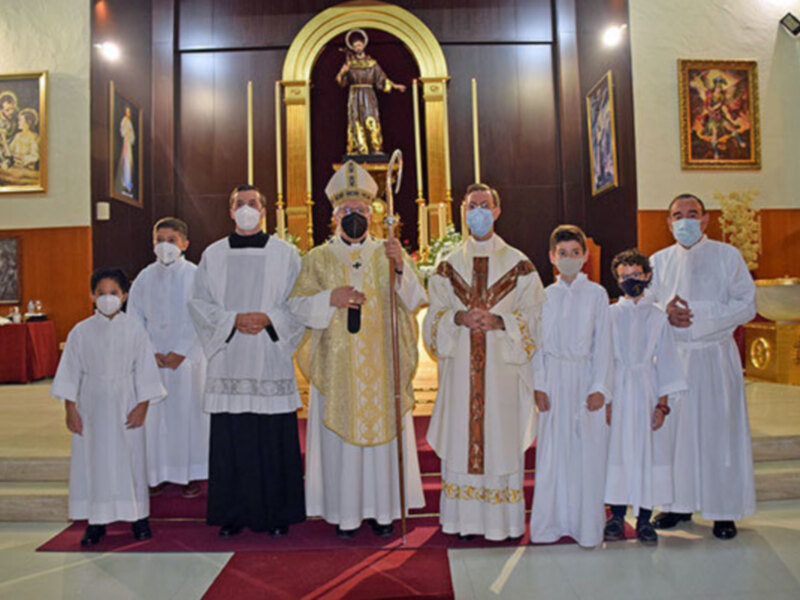 La Parroquia Sevilla de San Francisco de Asís fue visitada pastoralmente por Monseñor José Ángel Saiz Meneses