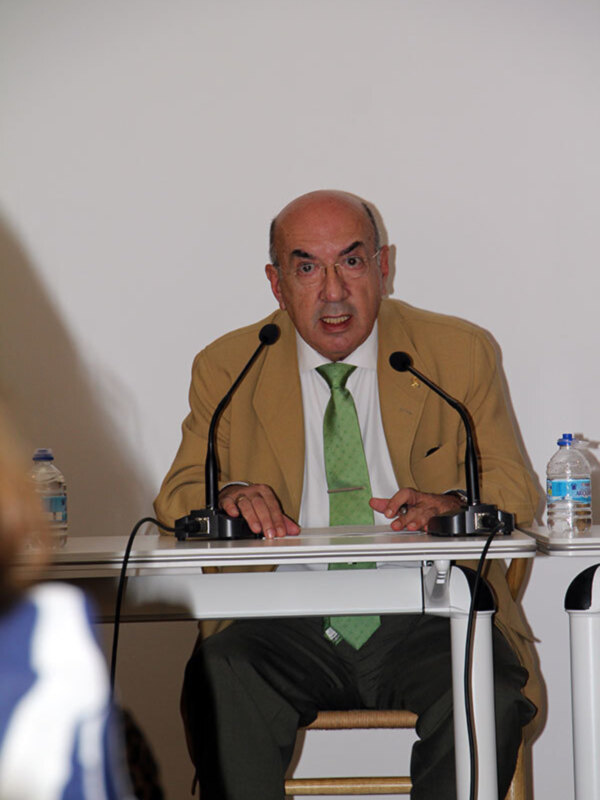 ANGEL MOLINÍ ESTRADA candidato, a la presidencia del Excmo. Ateneo de Sevilla 