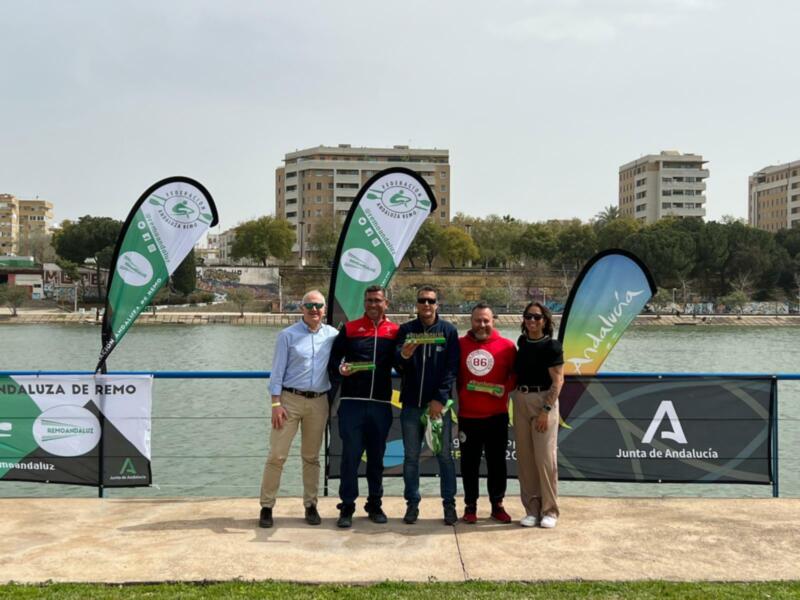 El Campeonato de Andalucía de barcos cortos de remo se queda en Sevilla