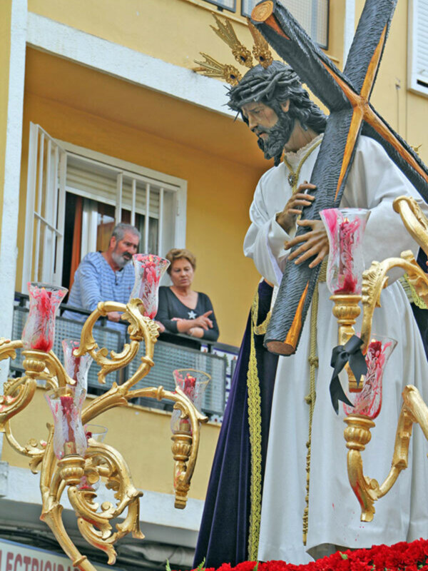 El Nazareno de las Lágrimas bendijo las calles sevillana de Pio XII
