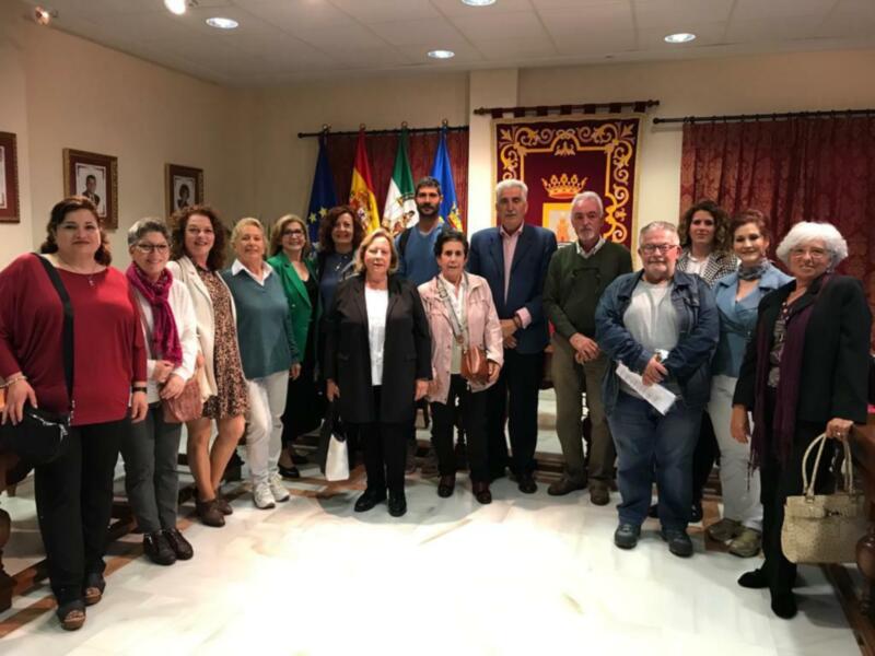 Los poetas cubanos Nicolás Guillén y Dulce María Loynaz presentes en Chipiona en  Día Internacional del Libro en el 120 aniversario de sus natalicios
