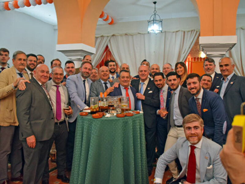 Recepción del consejo de Hermandades y cofradías en la Feria de Abril