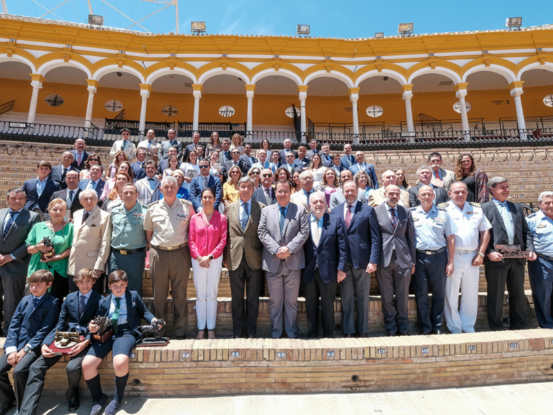 El RCEA entrega los trofeos a los ganadores de la XXXVI Exhibición de Enganches en la Real Maestranza