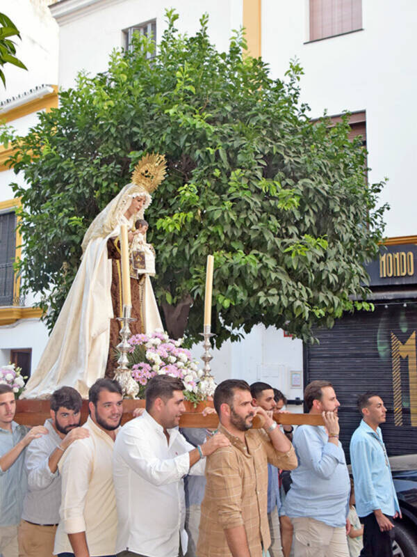 Los cultos del Carmen del Puente de Triana reciben en la Parroquia de la O
