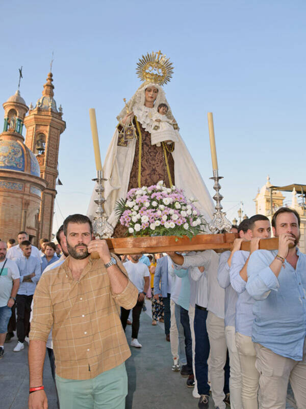 El Carmen del Puente se traslado  a la parroquia de la O para sus cultos en su honor