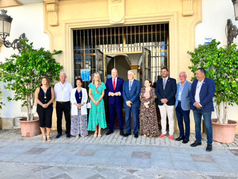 Ruiz Boix visita Chipiona y cifra en más de seis millones de euros la inversión destinada por Diputación a este municipio desde 2019