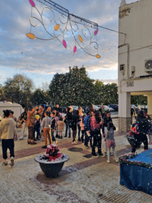 Más de quinientos niños y niñas de Esquivel y Alcalá del Río de la provincia de Sevilla entregan sus cartas al Cartero Real en sus primeras visitas 