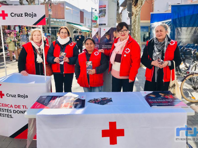 Cruz Roja ha realizado hoy una actividad informativa enfocada a la captación de personas socias en Chipiona