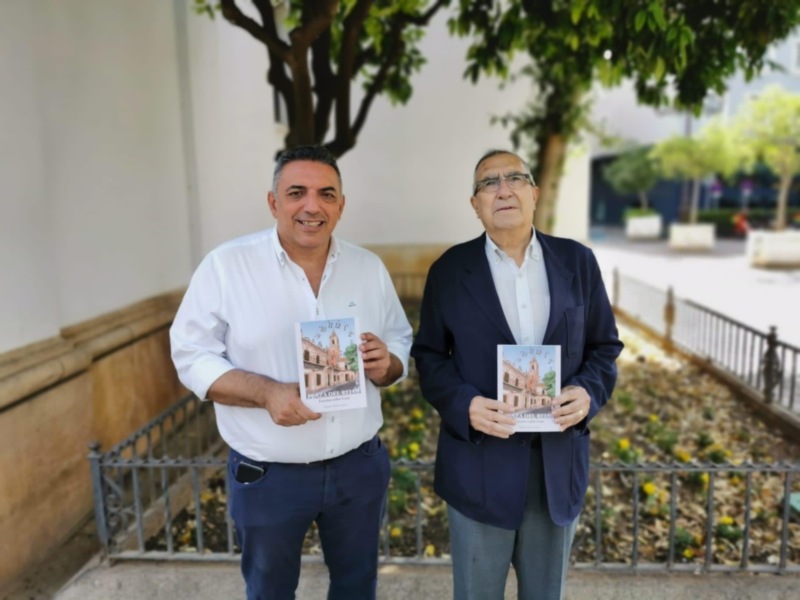 Presentación del libro 'Plaza del Reloj' del catedrático emérito don Rogelio Reyes Cano en Lora del Río, el 12 de mayo a las 8,30 .